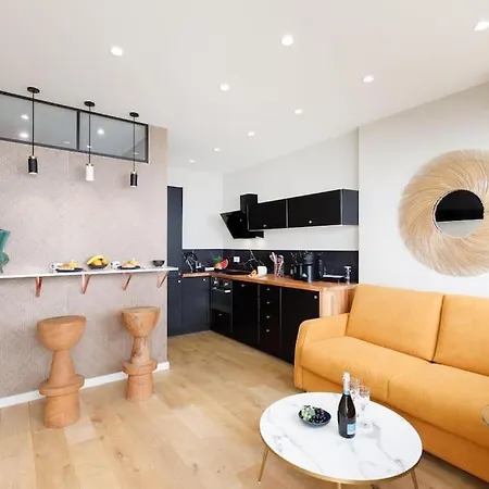 La Terrazza - By Notre Nid Κάννες