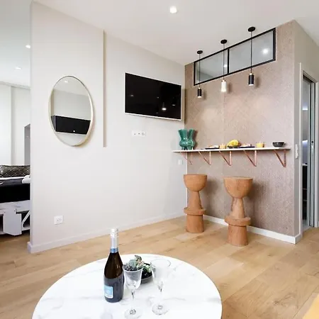 La Terrazza - By Notre Nid * كان